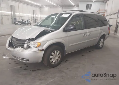 2006 Chrysler Town & Country Touring from USA, damaged, VIN 2A4GP54L76R747907